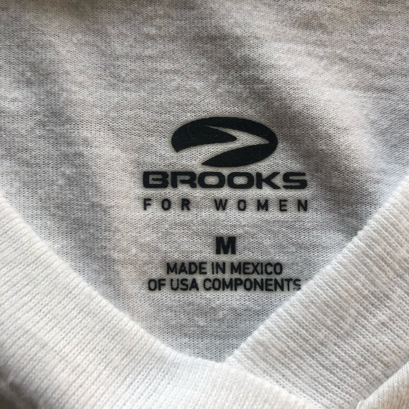 UNDER ARMOUR BOOKS ASICS Bundle- 3 Size Medium Athletic Tops - Picture 5 of 16